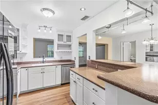 1202 SE Madison Ave, Stuart, FL 34996 - Photo 5