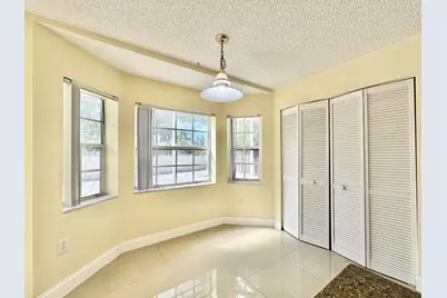 2572 NW 79th Avenue, Margate, FL 33063 - Photo 9