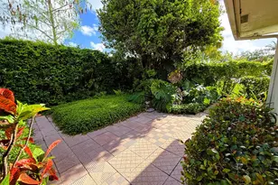 4 Lochwick Rd, Palm Beach Gardens, FL 33418 - Photo 31