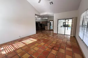 4 Lochwick Rd, Palm Beach Gardens, FL 33418 - Photo 11