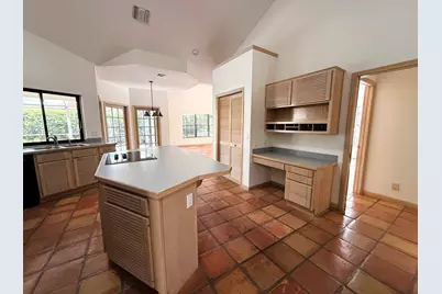 4 Lochwick Road, Palm Beach Gardens, FL 33418 - Photo 9