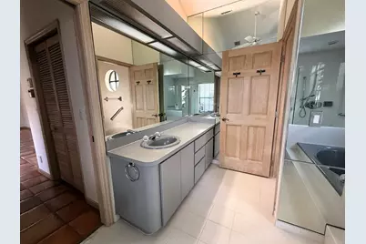 4 Lochwick Road, Palm Beach Gardens, FL 33418 - Photo 17