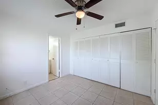 235 Lake Dora Dr, West Palm Beach, FL 33411 - Photo 7