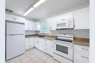 235 Lake Dora Drive #235, West Palm Beach, FL 33411 - Photo 3