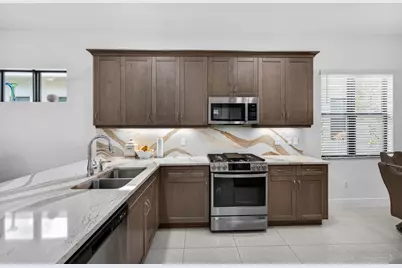 4805 Saint Armands Way, Loxahatchee, FL 33470 - Photo 9