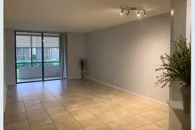 1256 S Military Trail #913, Deerfield Beach, FL 33442 - Photo 3