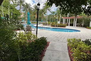 6533 Emerald Dunes Dr, West Palm Beach, FL 33411 - Photo 9