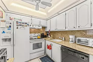629 Fanshaw O, Boca Raton, FL 33434 - Photo 5