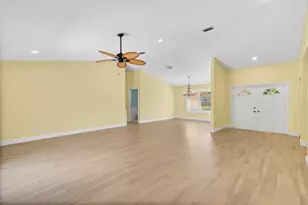 2685 Riviera Dr, Delray Beach, FL 33445 - Photo 9