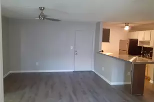 9425 S Belfort Cir, Tamarac, FL 33321 - Photo 7