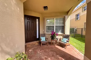 8219 Calabria Lakes Drive, Boynton Beach, FL 33473 - Photo 3