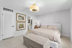 5480 N Ocean Dr, Singer Island, FL 33404 - Photo 15