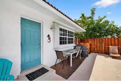 4532 Poinciana Street, Lauderdale by the Sea, FL 33308 - Photo 5