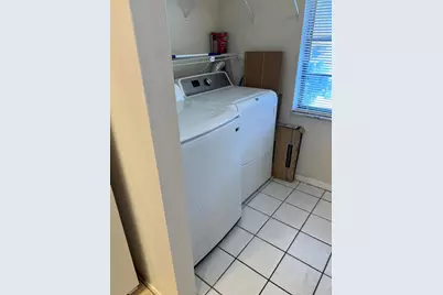 24 Laredo Place, Davie, FL 33324 - Photo 17