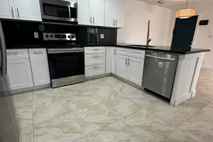 5605 SW 24th Ave, Fort Lauderdale, FL 33312 - Photo 7