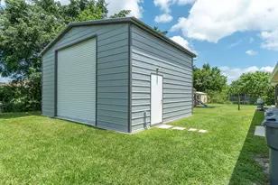 17468 N 38th Rd Road N, The Acreage, FL 33470 - Photo 37