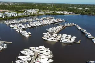 975 NW Flagler Ave, Stuart, FL 34994 - Photo 63