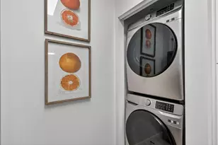 675 NW Flagler Ave, Stuart, FL 34994 - Photo 9