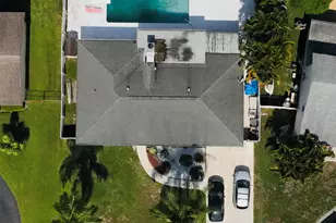 6719 Eastview Dr, Lake Worth, FL 33462 - Photo 1