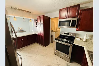 6719 Eastview Drive, Lake Worth, FL 33462 - Photo 13