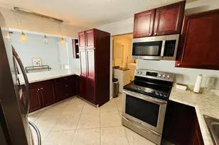 6719 Eastview Dr, Lake Worth, FL 33462 - Photo 13