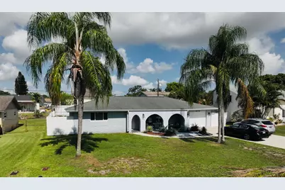 6719 Eastview Drive, Lake Worth, FL 33462 - Photo 3