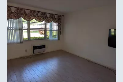 190 Oakridge M, Deerfield Beach, FL 33442 - Photo 3