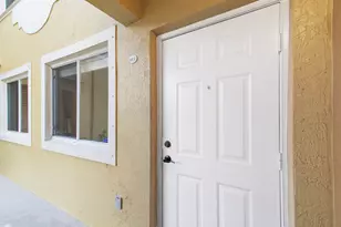 7850 NW 6th St, Pembroke Pines, FL 33024 - Photo 3