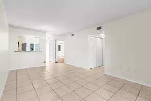 7850 NW 6th St, Pembroke Pines, FL 33024 - Photo 23