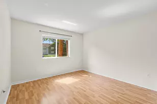 7850 NW 6th St, Pembroke Pines, FL 33024 - Photo 13