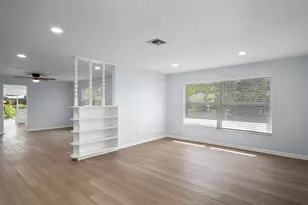 381 SE Edgewood Dr, Stuart, FL 34996 - Photo 5