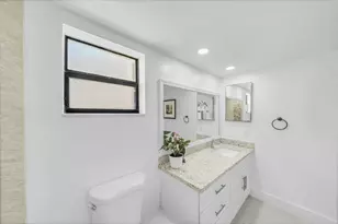 2704 NW 104th Ave, Sunrise, FL 33322 - Photo 39