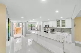 2704 NW 104th Ave, Sunrise, FL 33322 - Photo 11