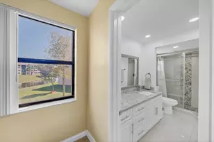 2704 NW 104th Ave, Sunrise, FL 33322 - Photo 23