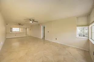 1501 Palm Beach Trace Dr, Royal Palm Beach, FL 33411 - Photo 17