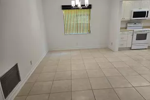 10125 NW 71st St, Tamarac, FL 33321 - Photo 5