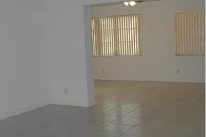 10125 NW 71st Street, Tamarac, FL 33321 - Photo 5