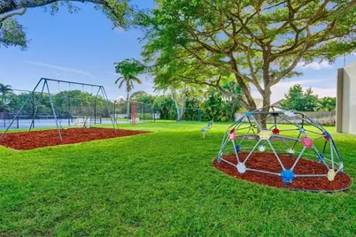 9577 Majestic Way, Boynton Beach, FL 33437 - Photo 33