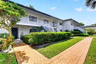 10 Southport Ln, Boynton Beach, FL 33436 - Photo 3