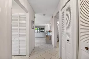 10 Southport Ln, Boynton Beach, FL 33436 - Photo 5