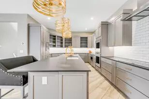 2427 Players Ct, Wellington, FL 33414 - Photo 9