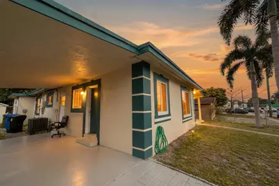 2757 SW 7th Street, Fort Lauderdale, FL 33312 - Photo 1