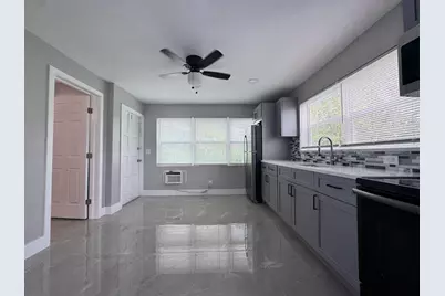 189 SE 27th Place #C, Boynton Beach, FL 33435 - Photo 3