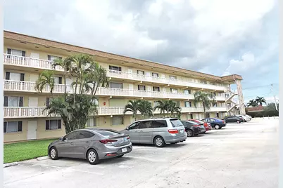 300 Village Green Circle S #220, Palm Springs, FL 33461 - Photo 33