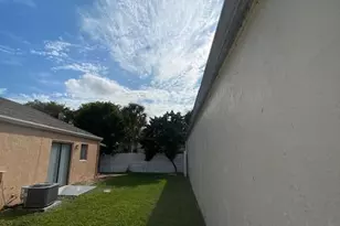 41 Buxton Ln, Boynton Beach, FL 33426 - Photo 17