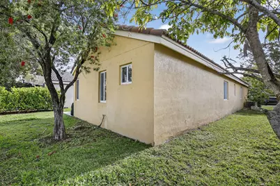 1441 Majesty Terrace, Weston, FL 33327 - Photo 29