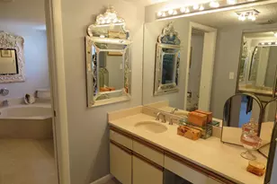 7578 Regency Lake Dr, Boca Raton, FL 33433 - Photo 17