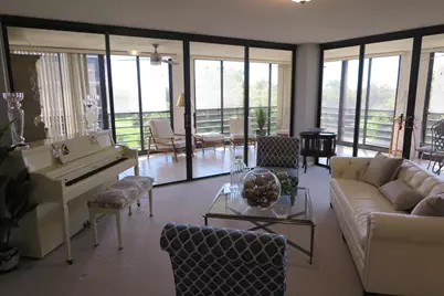 7578 Regency Lake Drive #501, Boca Raton, FL 33433 - Photo 3