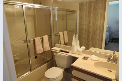 7578 Regency Lake Drive #501, Boca Raton, FL 33433 - Photo 21