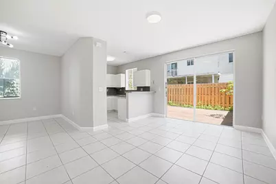 7301 NW 174th Terrace #100, Hialeah, FL 33015 - Photo 5